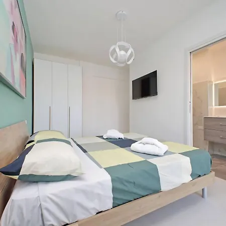 Attico Di Design A Garbatella Con Vista San Pietro Apartment Rome