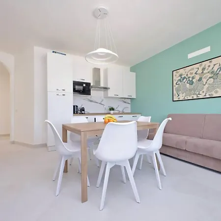 Attico Di Design A Garbatella Con Vista San Pietro