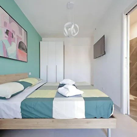 Apartment Attico Di Design A Garbatella Con Vista San Pietro *