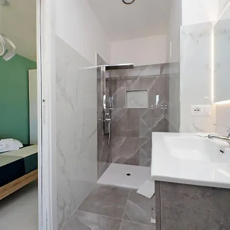 Attico Di Design A Garbatella Con Vista San Pietro Apartment